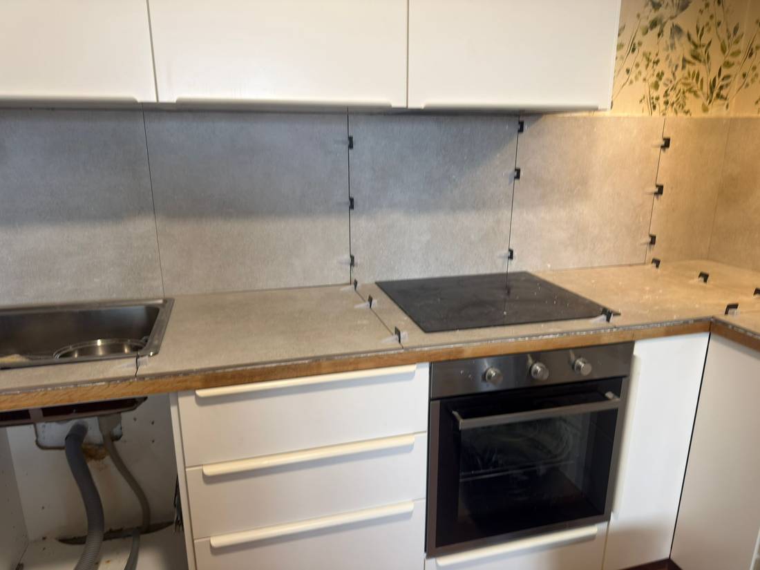 Cocina reformada con muebles a medida